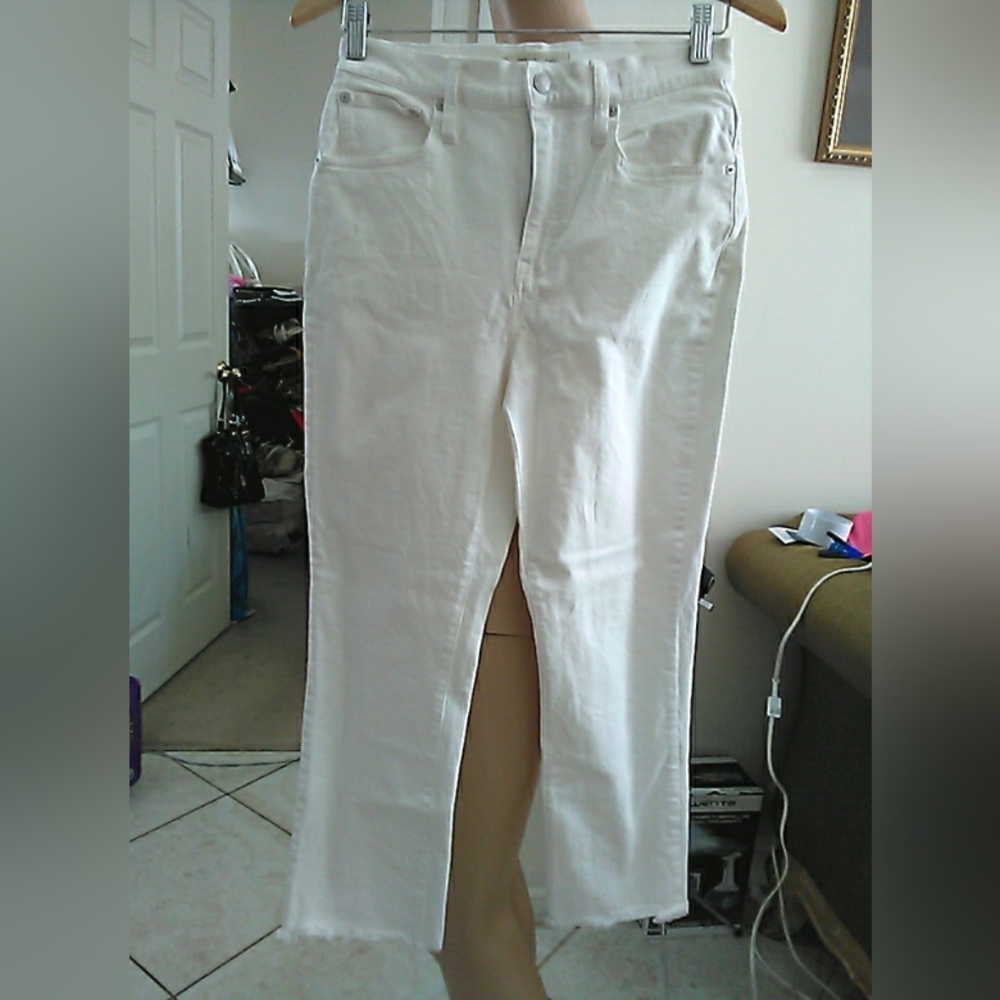 Madewell Crisp White Crop Jeans Raw HEM Capri Length Sz. 25 High Rise Boyfriend